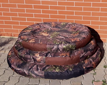 Vízhatlan ovális kutyafekhely levehető huzattal, terepmintás