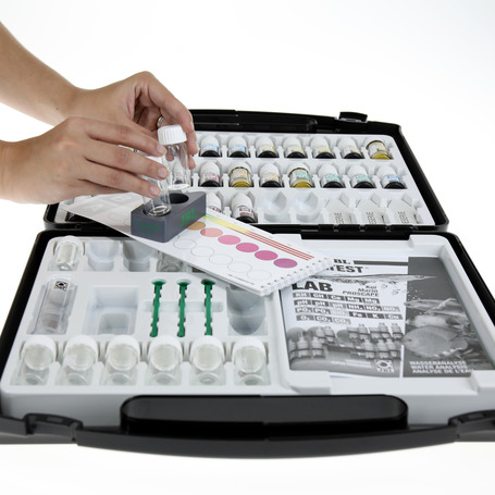 JBL ProAquaTest Lab - Komplett édesvízi laborkészlet (13 teszt) akvaristáknak