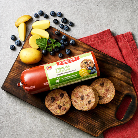 Meatlove párolt húsrolád - Szarvashús erdei gyümölccsel