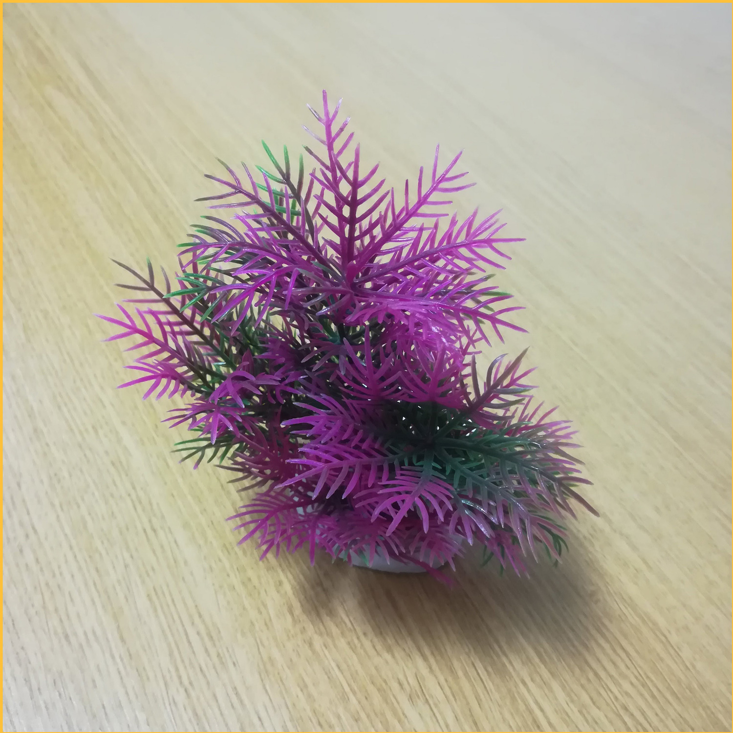 Plantă artificială cu bază pentru acvariu, culoare roz-verde - zoom
