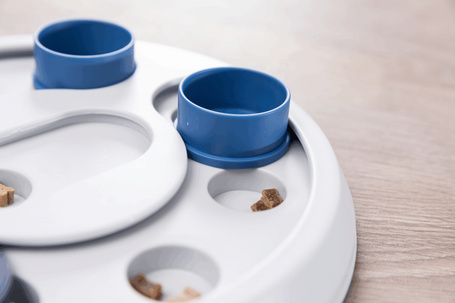 Trixie Flip & Fun ügyességi snackjáték kutyáknak