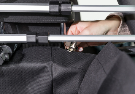 Trixie védőhuzat csomagtartóba fekete színben