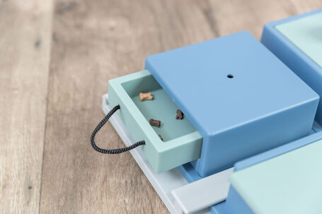 Trixie Dog Activity Poker Box ügyességi játék kutyának