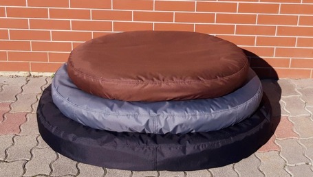 Vízhatlan ovális kutyafekhely cserélhető huzattal