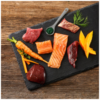 Meatlove párolt húsrolád - Lazac marhával és spirulinával #4