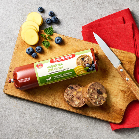 Meatlove párolt húsrolád - Szarvashús erdei gyümölccsel