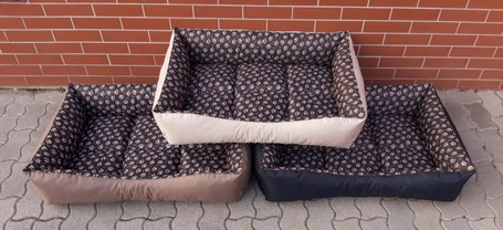 Vízálló kutyafekhely tappancsmintával