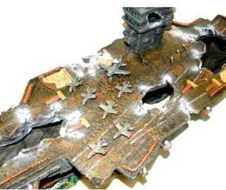 Anyahajó-roncs akvárium dekoráció