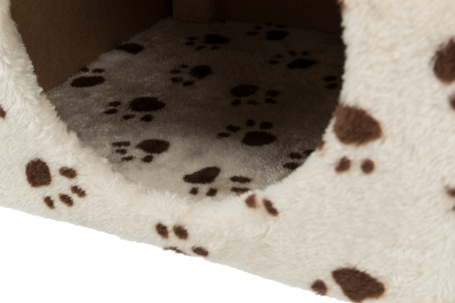 Trixie Zamora kaparófa kocka odúval és négyzetes fekhellyel