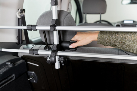 Trixie alumínium térelválasztó rács autóba