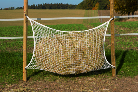 Kerbl négyszög fehér szénaháló