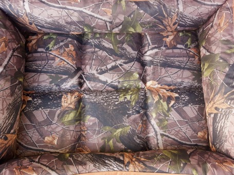 Vízálló és karmolástűrő kutyafekhely, terepmintás