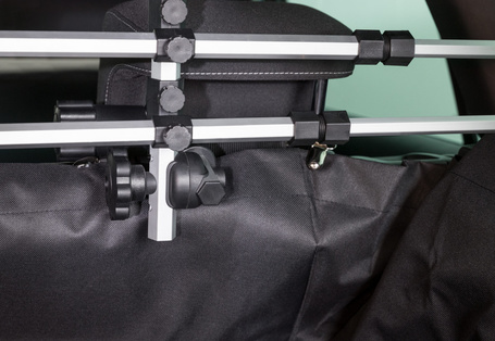 Trixie védőhuzat csomagtartóba fekete színben