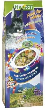 Nestor eledel nyúlnak gyógynövényekkel és szénával