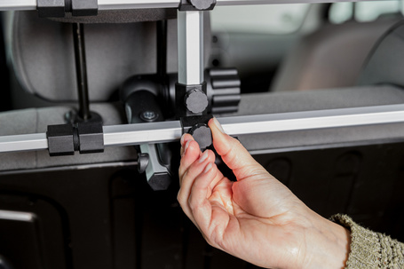 Trixie alumínium térelválasztó rács autóba