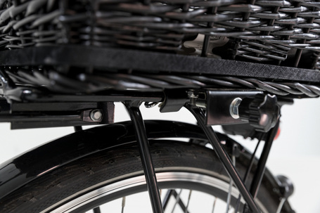 Trixie fekete kosár ráccsal kerékpárra