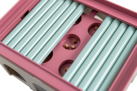 Trixie Cat Activity Rod Box l Stratégiai játék macskáknak