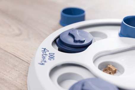 Trixie Flip & Fun ügyességi snackjáték kutyáknak