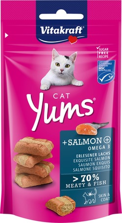 Vitakraft Cat Yums extra puha jutalomfalat lazaccal és Omega 3-mal macskáknak