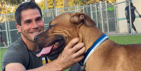 Magyar származású kutyatréner hódítja meg a nézők szívét a Viasat Nature-ön