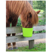 OK Plast mini hordozható és akasztható etető vödör #2