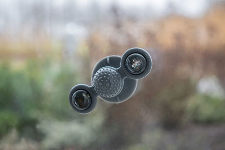 Trixie ablakra tapasztható pörgettyűs játék macskák részére csengővel és macskamentával