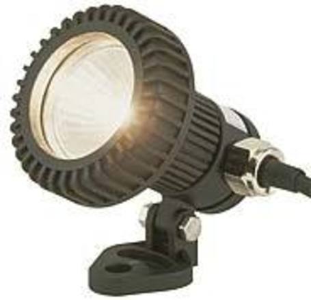 Világítás kerti tóhoz