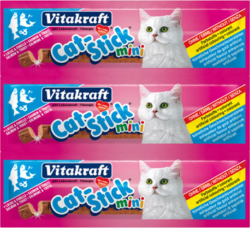 Vitakraft Cat Stick mini cu aromă de somon și păstrăv - zoom
