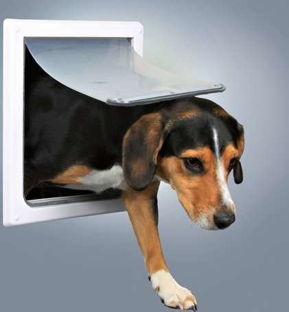 Trixie kutyaajtó rugalmas lengőajtóval