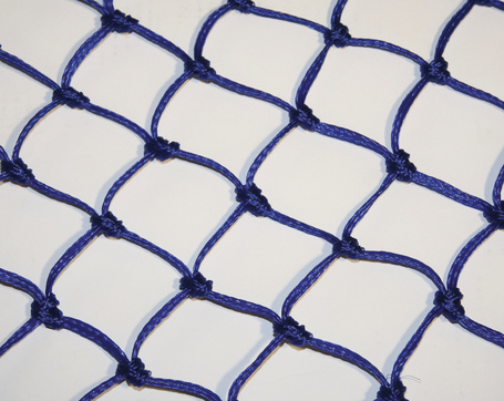 Kerbl kis és nagy lyukú szénahálók fémgyűrűkkel